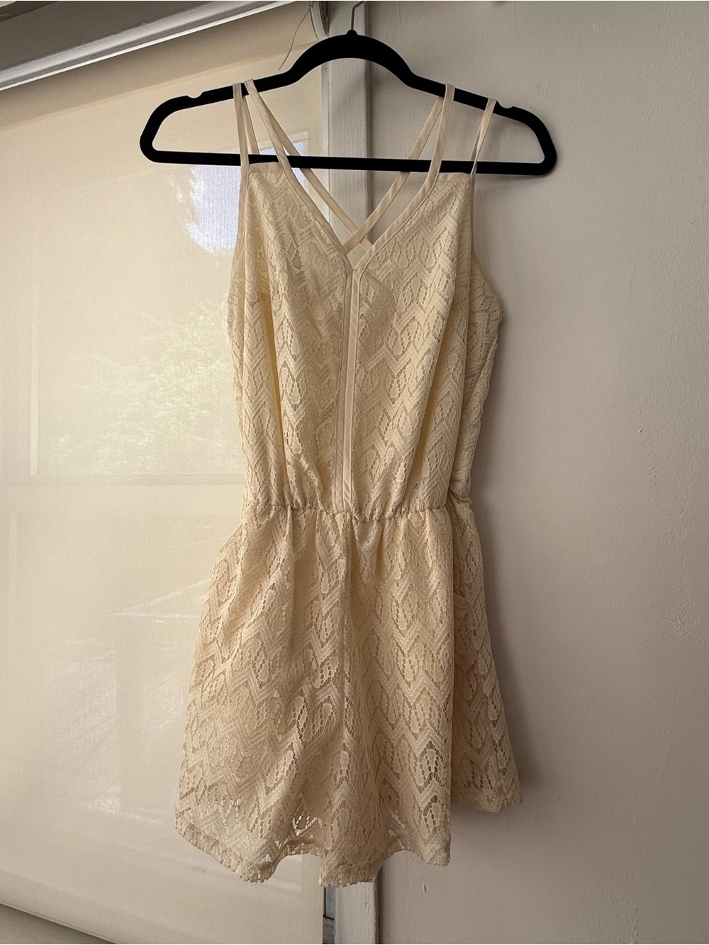Cream Lace V-Neck Sleeveless romper with Strappy Back